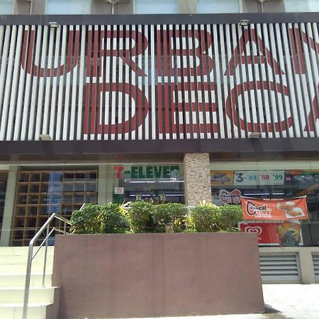 Urban Deca Tower @ Graceysplace Unit 6 Mandaluyong 马尼拉 外观 照片